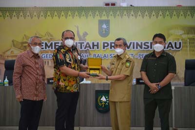  Pertemuan dengan Komisi II DPR RI, Gubernur Minta Formasi CPNS Riau Ditambah